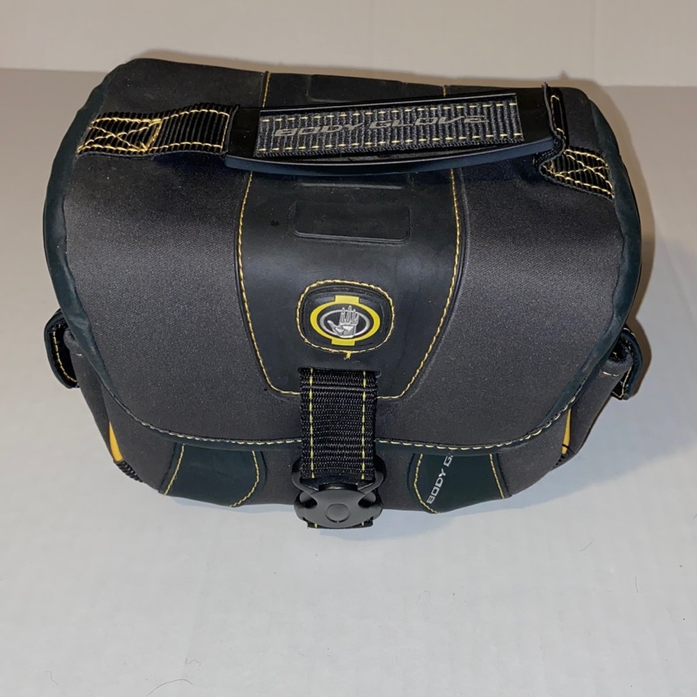 Body Glove Camera Case